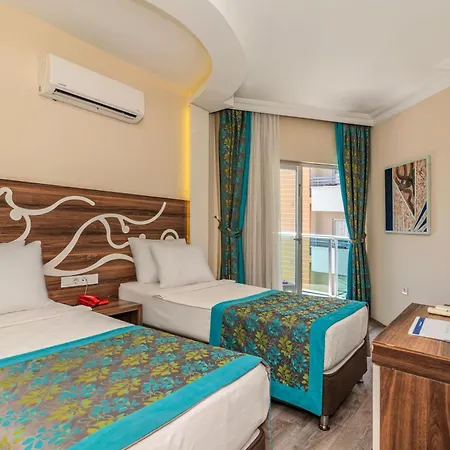 מלון Kleopatra Blue Hawai 3*