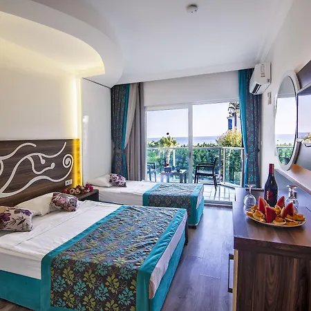 Kleopatra Blue Hawai אלאניה