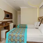 Kleopatra Blue Hawai Hotel Alanya