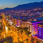 Kleopatra Blue Hawai Hotel Alanya