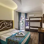 Kleopatra Blue Hawai 3* Alanya